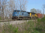 CSX 7918 leading Q327-28 westward